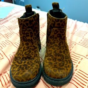 Girls Cat & Jack boots